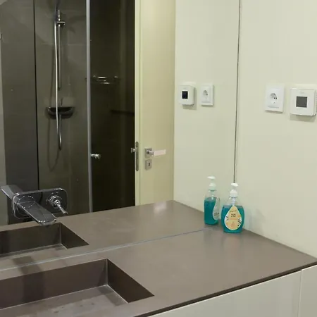 Apartment Lux With Pool And Garage *