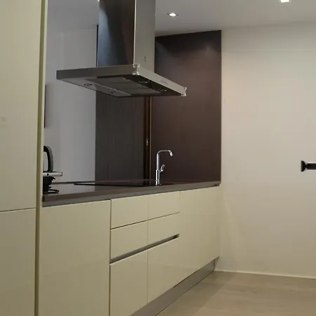 Apartment Lux With Pool And Garage